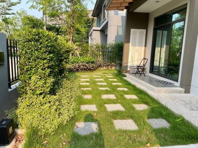 PB5785 ขายบ้านเดี่ยว ถนนกรุงเทพกรีฑาตัดใหม่ หมู่บ้าน เวนิวพระราม9 วิวสวนหน้าบ้าน มีความเป็นส่วนตัว 7