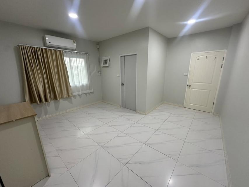 ให้เช่าทาวน์โฮม / Home Office 4 ชั้น หลังใหญ่ หมู่บ้านสินธานี รัชดา ลาดพร้าว / ซอยลาดพร้าว 80 18