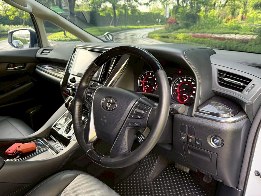 Alphard 2.5 SC Package ปี 23 มือเดียว ใช้น้อย 9