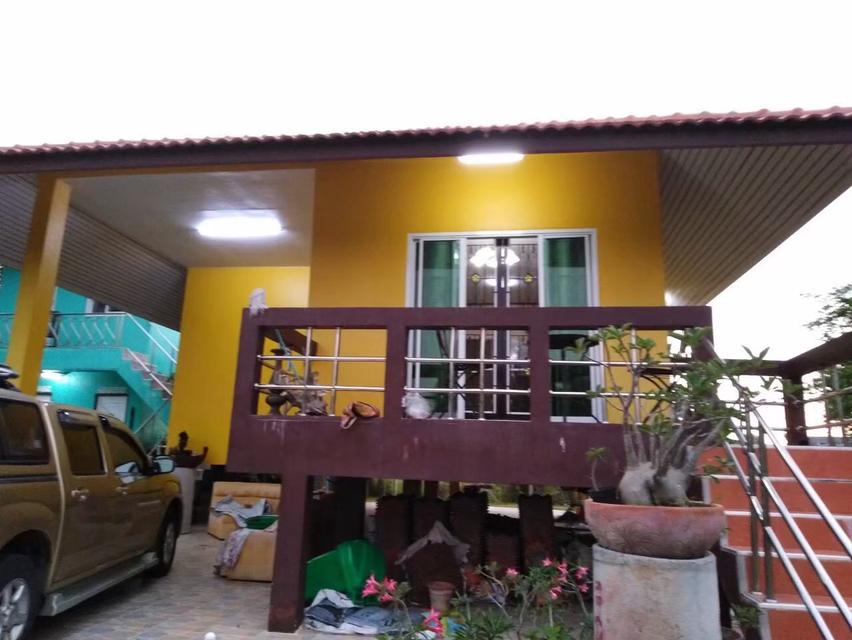 ขายที่ดินพร้อมบ้านพักตากอากาศ วิวภูเขาโอบล้อมเขาใหญ่-ปากช่อง. 3ห้องนอน 3 ห้องน้ำ แอร์ 2ห้อง1 ไร่ 94.1 ตารางวา คุณศิริพงษ์ 083-600-8600 / 0655941610 5