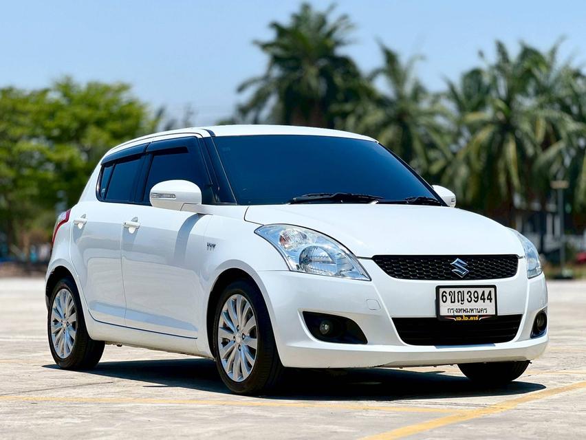 ราคาไม่ถึง 2 แสน! ผ่อนแค่ 4,XXX.- 🚗💨 SUZUKI SWIFT 1.2 GLX ปี 2014 ✨ รูปย่อยที่ 3