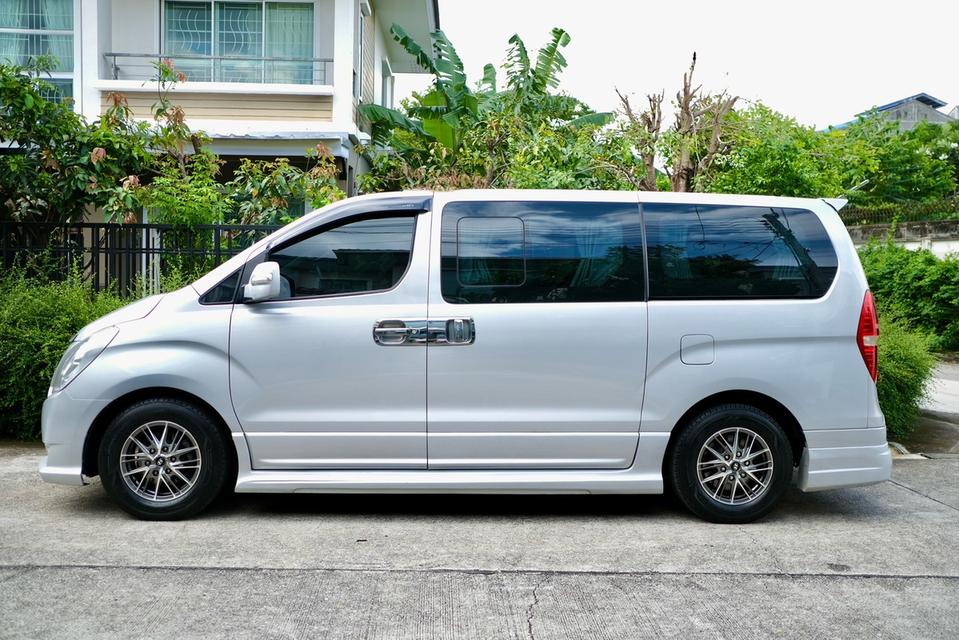 Hyundai Grand starex 2.5 Vip 7 ที่นั่ง รถสวย  7