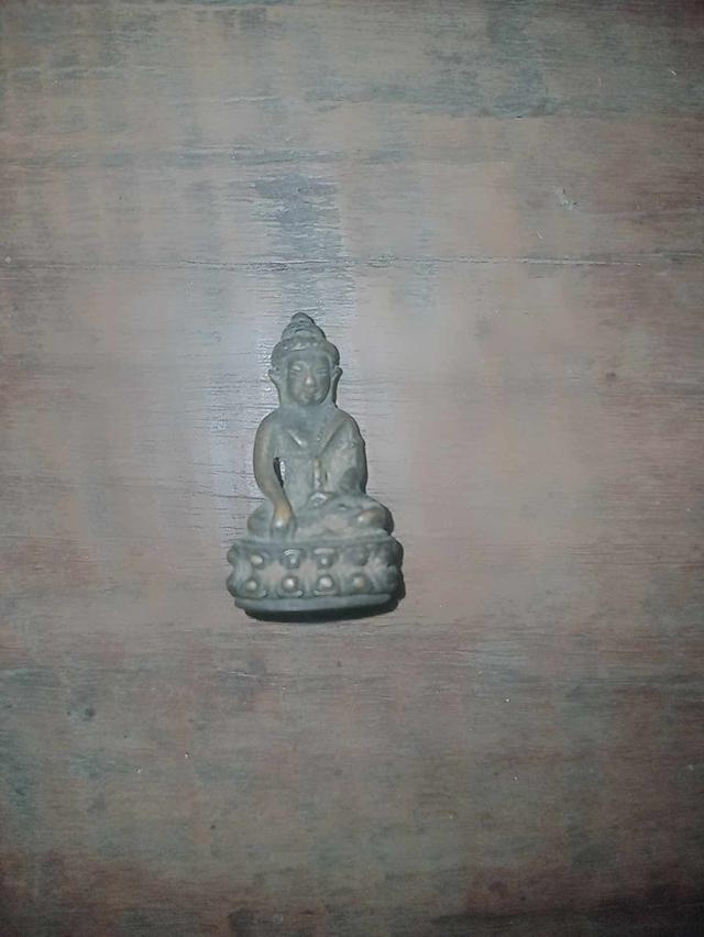 รูปหล่พระกิ่งสภาพสวยเก่าไม่ได้ผ่านการใช้งานไม่ทราบที่