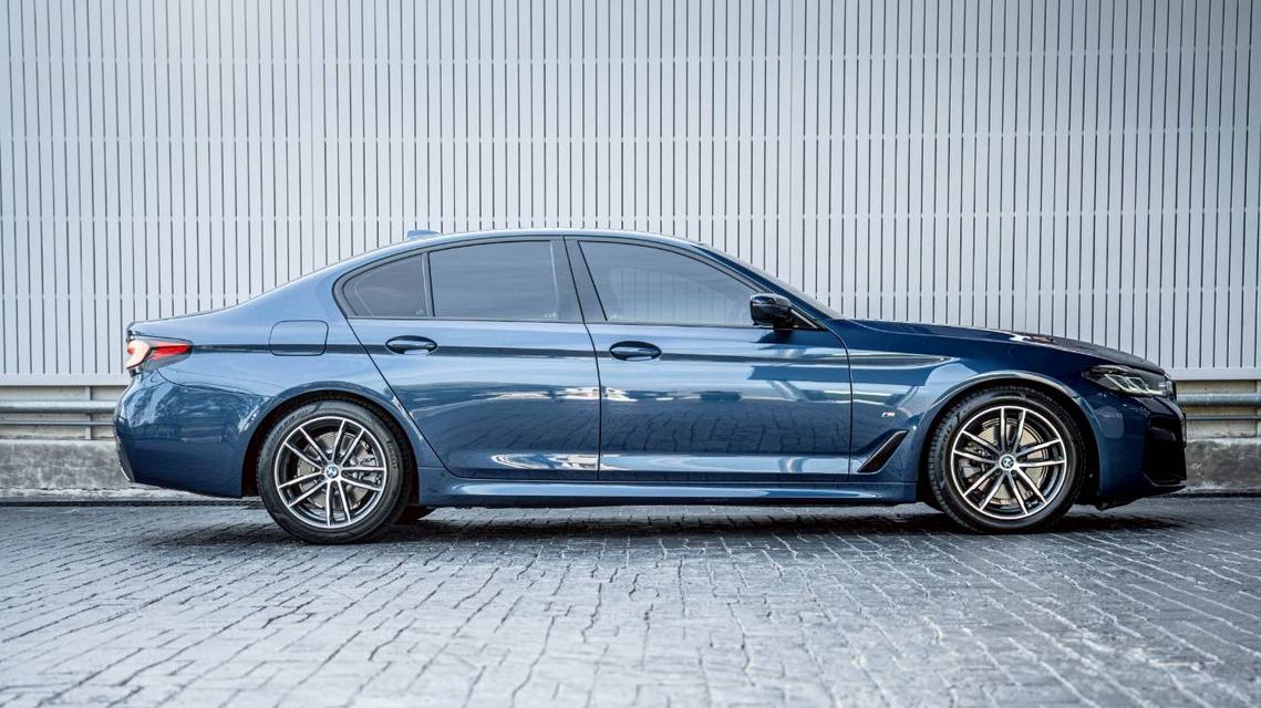 BMW 520d M-Sport G30 LCI 2022 รูปย่อยที่ 4