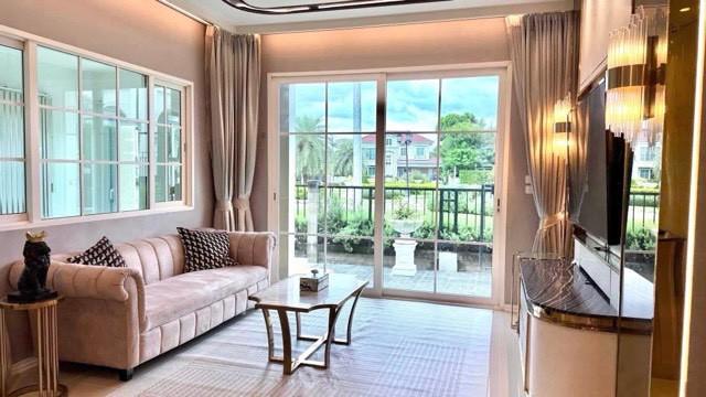 ให้เช่าบ้านเดี่ยวหรู 2 ชั้น แปลงมุม ซอยนวมินทร์ 42 โครงการ Grandio ลาดพร้าว เกษตรนวมินทร์ พร้อมเฟอร์นิเจอร์เครื่องใช้ไฟฟ้าครบ พร้อมเข้าอยู่ทันที 2