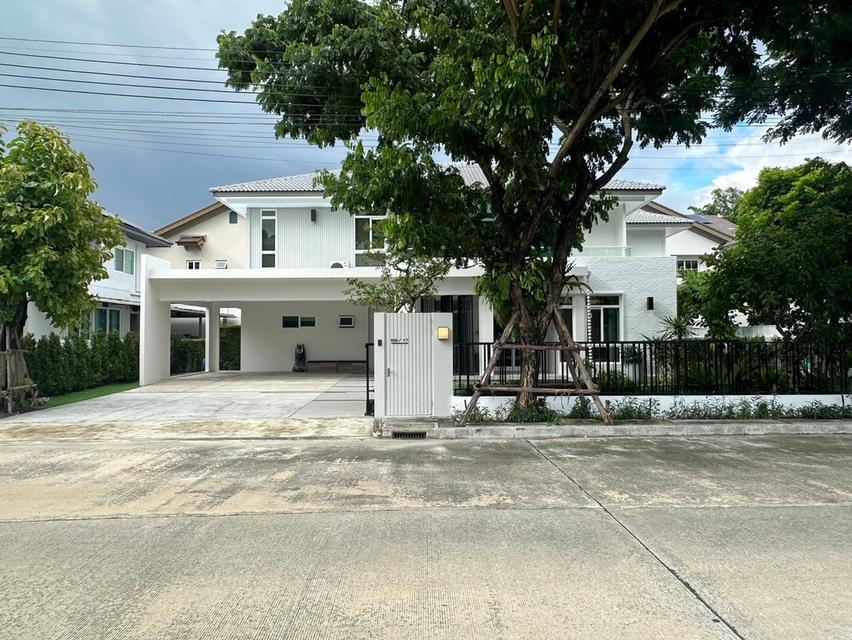 ให้เช่า บ้านเดี่ยว หมู่บ้านมัณฑนา2 บางนา–กม.7 บ้านแปลงพิเศษ หน้าทะเลสาบ หน้าสวน ใกล้สโมสร ตกแต่งครบ พร้อมอยู่ 1