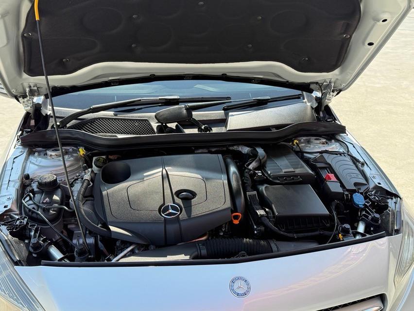 BENZ A-CLASS A180 W176 2013  16