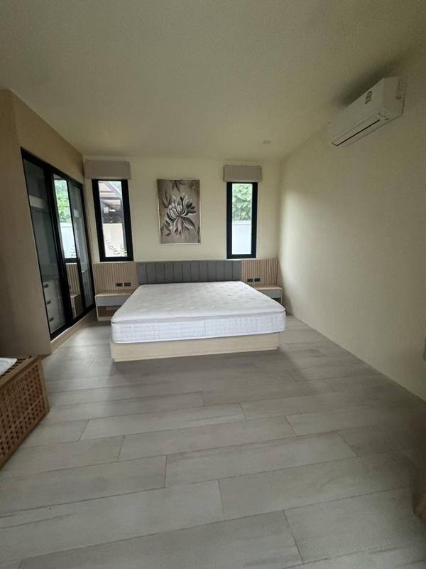 Luxury villa with a private swimming pool for sale in Phuket City. Conveniently 14