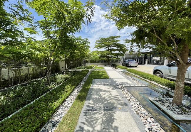 ขายบ้านแฝด หมู่บ้านรัชชาโกลด์ พระราม 5 เนื้อที่ 36.8 ตร.ว. บ้านสวย พร้อมอยู่ 9