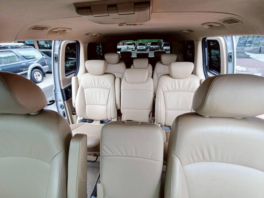Hyundai H1 2.5Elite ปี18 12