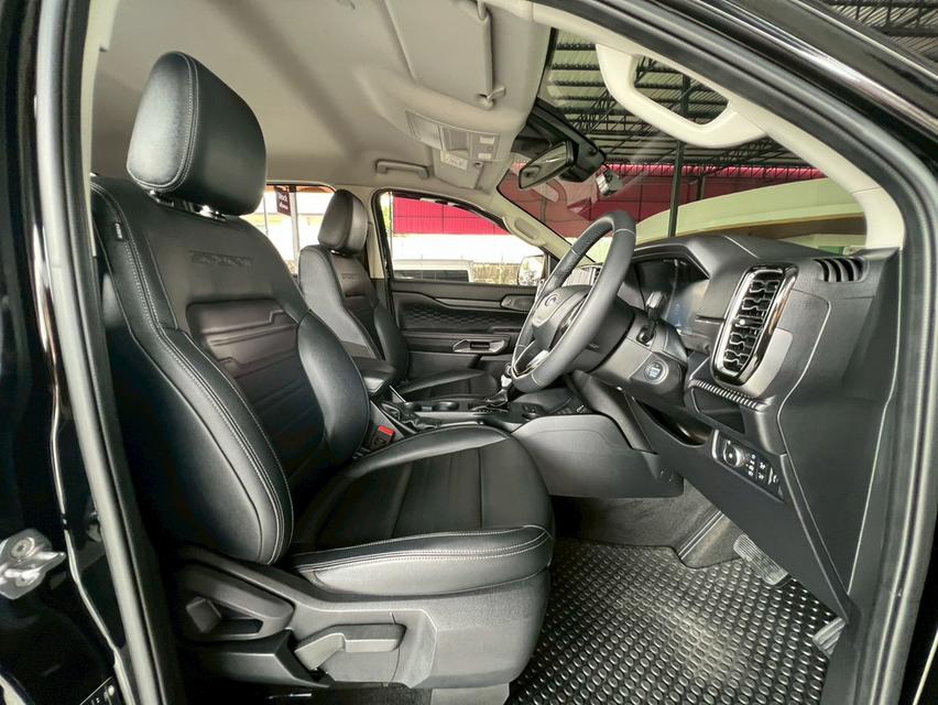 ปี 2022 FORD RANGER, 2.0 SPORT โฉม HI-RIDER DOUBLE CABสีดำ เกียร์ออโต้ 7