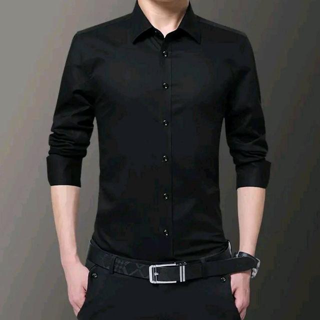 เสื้อผ้าแฟชั่นเสื้อยืดแฟชั่น