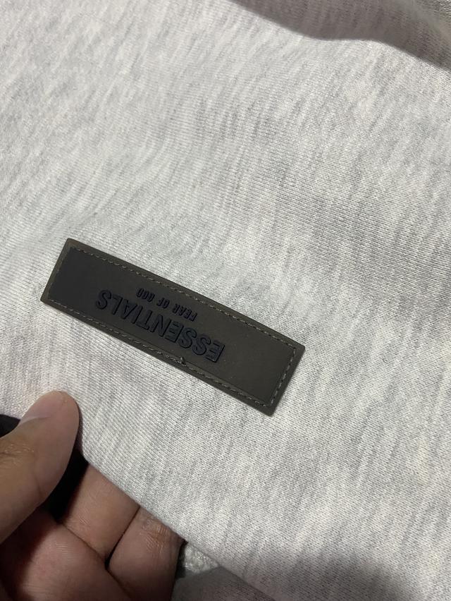 ESSENTIALS FEAR OF GOD รูปที่ 6