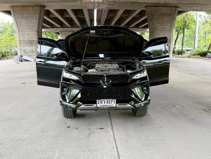 Toyota Fortuner 2.8 Legender 2WD AT ปี 2022 มือเดียว ไมล์ 40,xxxx 10