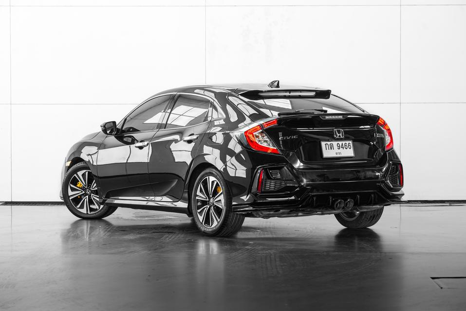 2018 HONDA CIVIC FK 1.5 TURBO Hatchback สีดำ เลขไมล์ 98699 กม. 7