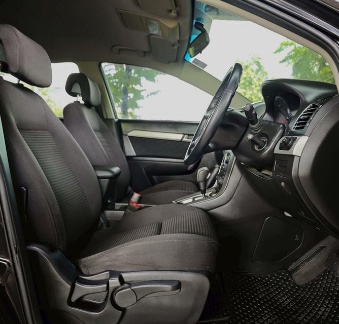 Chevrolet Captiva 2.4 ปี 2012 6