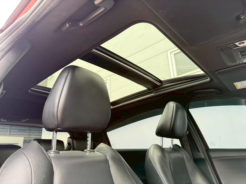 HONDA HRV 1.8RS TOP 2019 สีแดง MINOR CHANGE มือเดียวป้ายแดง 13