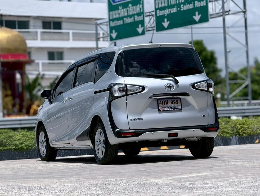 Toyota Sienta 1.5G ปี20 รูปที่ 6