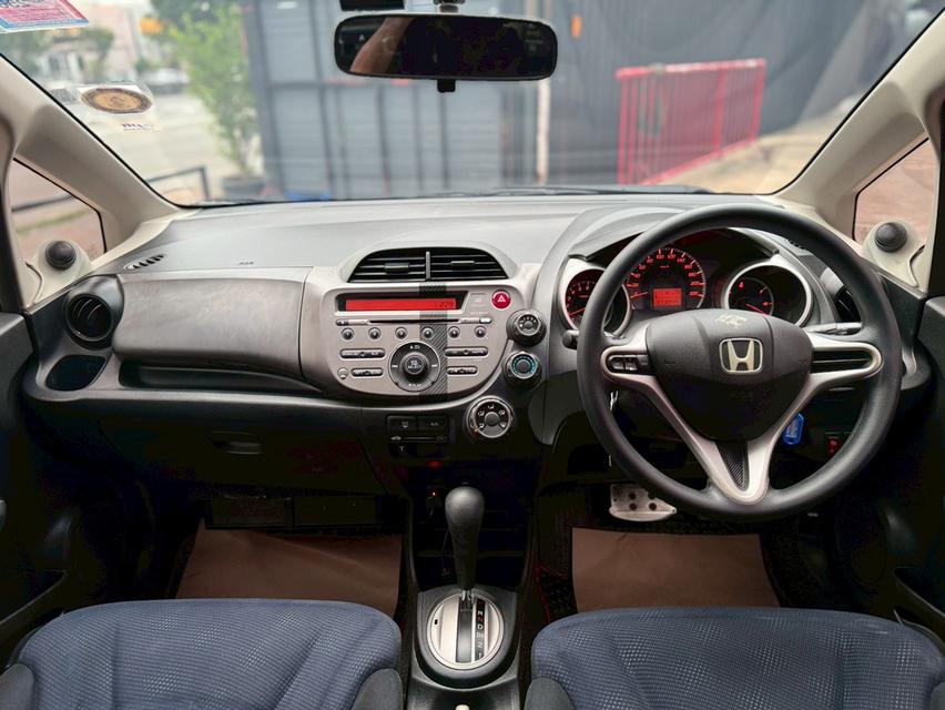 Honda Jazz GE 1.5V 2012  10