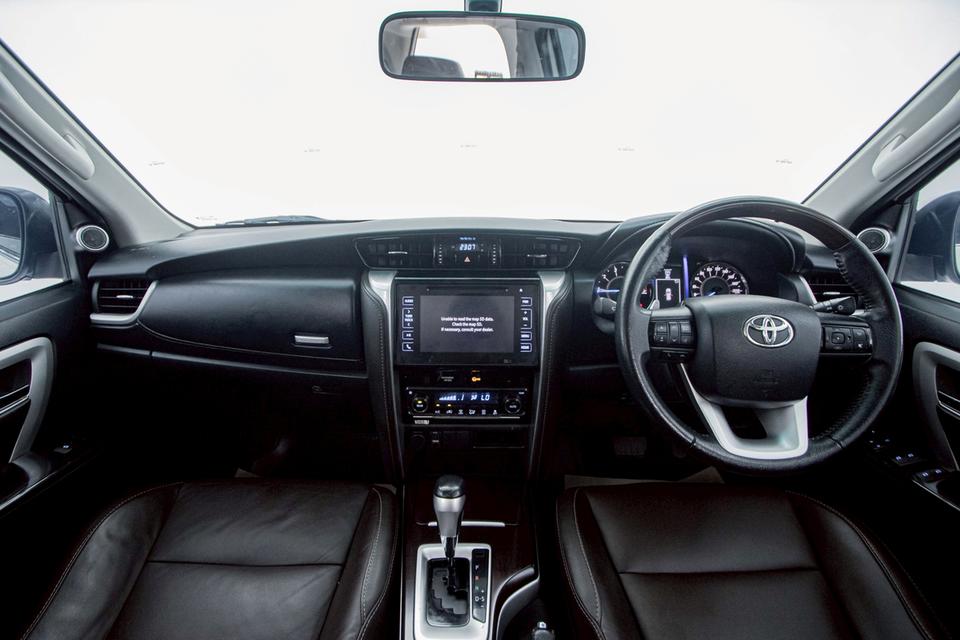 รหัสรถ 1D611 FORTUNER 2.4 V 2018