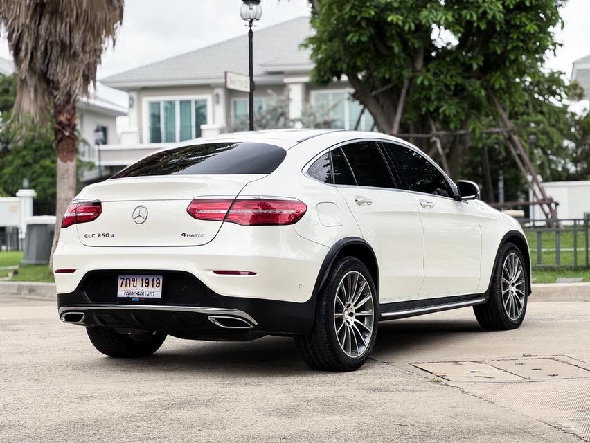 ⭐️ GLC 250d Coupe 4MATIC AMG Plus 2017 ดีเซลล้วน ใช้งานน้อย 9 หมื่นโล เจ้าของเดียว รูปที่ 6