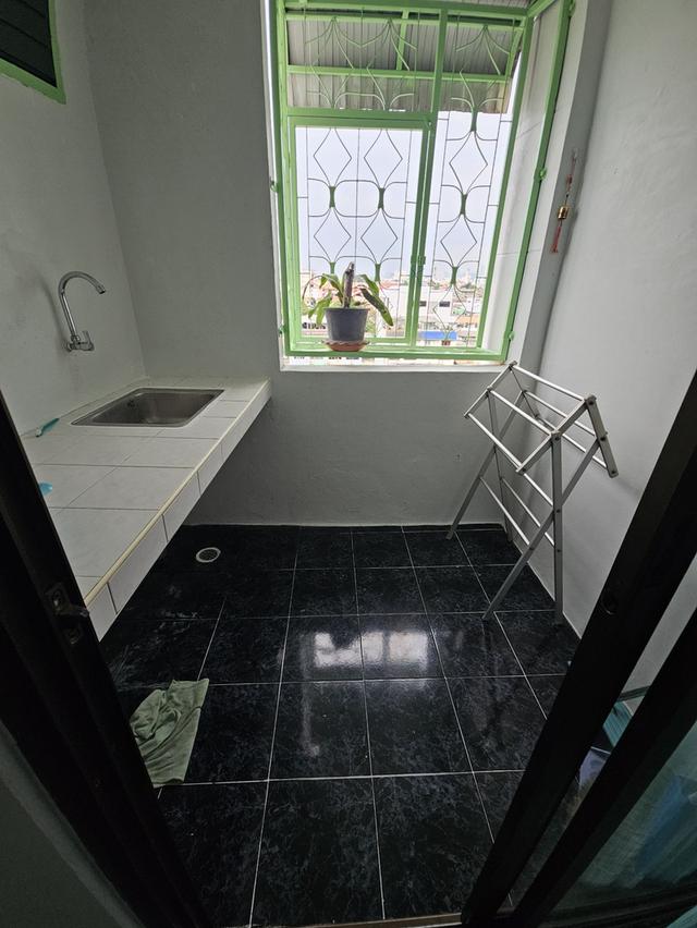 ให้เช่าคอนโด ติดต่อคุณ ฤทธ์ 091-729-8108 ส่องแสงคอนโด (Songsaeng Condo) ใกล้ MRT ท่าพระ ห้อง 335/249 ขนาด 30 ตรม. ชั้น 8 11