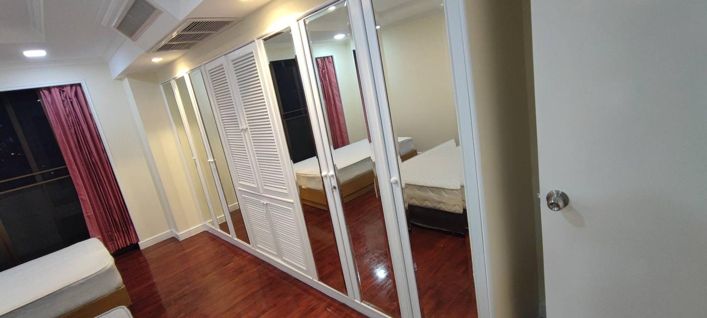 Rent Luxury Condo big size 265 sqm. 3 Beds 5