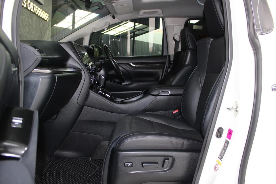 รหัสรถ JRS5462 TOYOTA VELLFIRE 40 Look ปี 2017 11