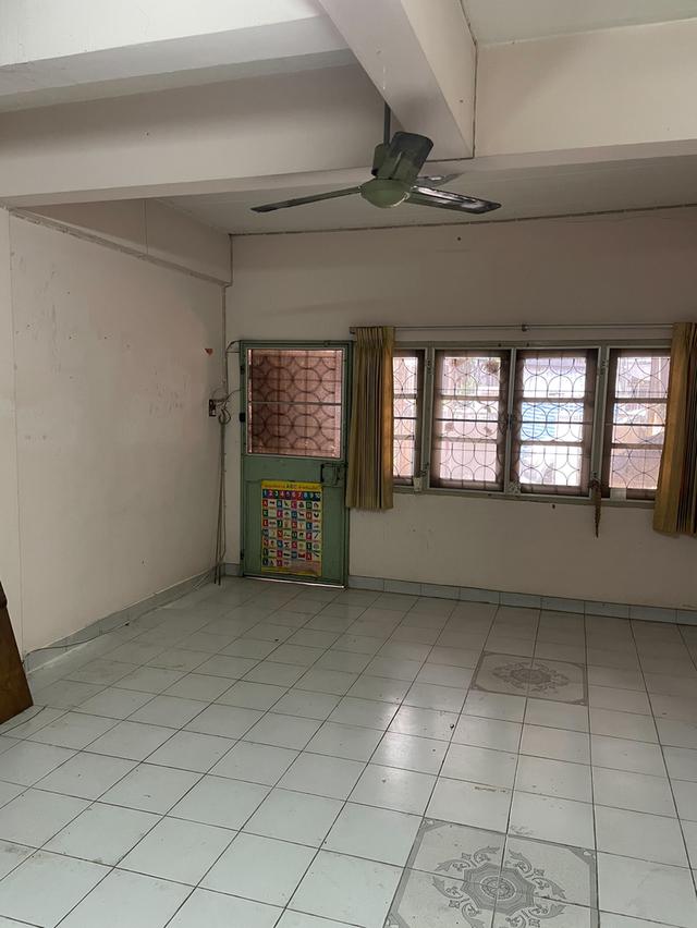 ขายทาวน์เฮาส์ 2 ชั้น 20 ตรว หมู่บ้านไฟน์โฮม 3 ใกล้รถไฟฟ้าสายสีชมพู ห้างแฟชั่น รพ สินแพทย 6