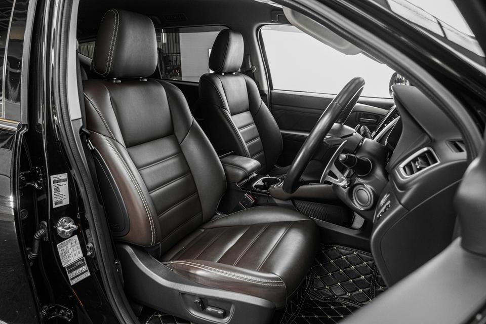 2020 Mitsubishi Pajero Sport 2.4 GT Premium Elite Edition 2WD SUV AT ดำ ไมล์ 39790 กม. 15