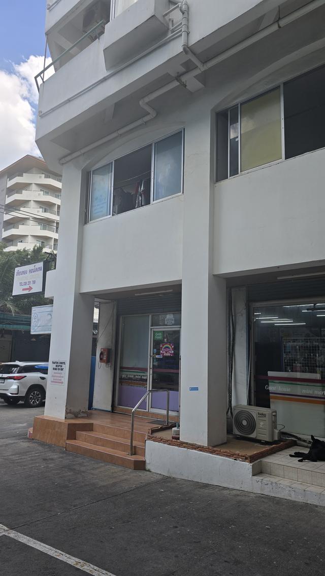 Condominium หาดจอมเทียน พัทยา 8