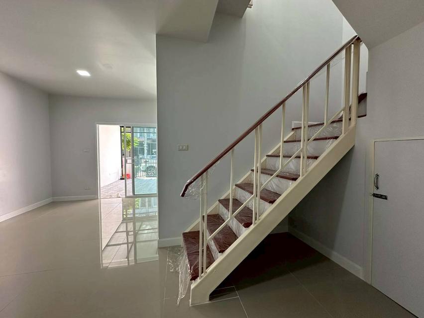 หมู่บ้านเดอะคัลเลอร์ส รังสิต-คลอง 4 ถนนรังสิต – นครนายก ต.ลาดสวาย อ.ลำลูกกา จ.ปทุมธานี 11