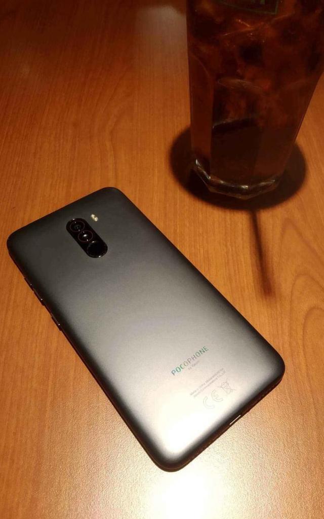  Xiaomi Poco F1