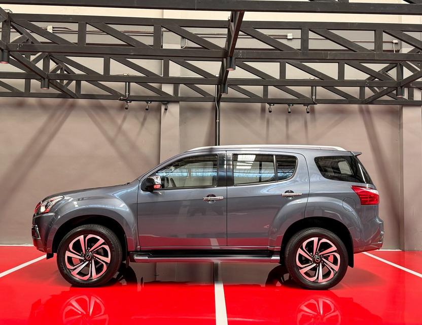2018 ISUZU MUX 3.0 4WD รุ่น TOP สุด รถสภาพสมบูรณ์พร้อมใช้งาน รถวิ่งน้อย เข้าศูนย์ทุกระยะ ไม่เคยมีอุบัติเหตุครับ 5