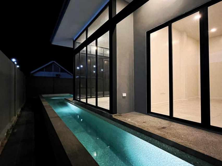 H563 ขายบ้าน pool villa เดินทางสะดวก มีสระว่ายน้ำ หนองปรือ พัทยา 2