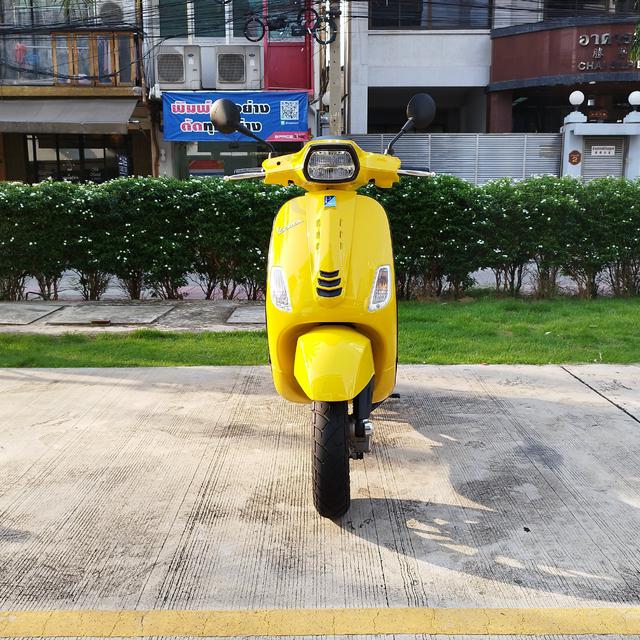 Vespa S125 i-get abs led Collection 2023 สีเหลือง 4