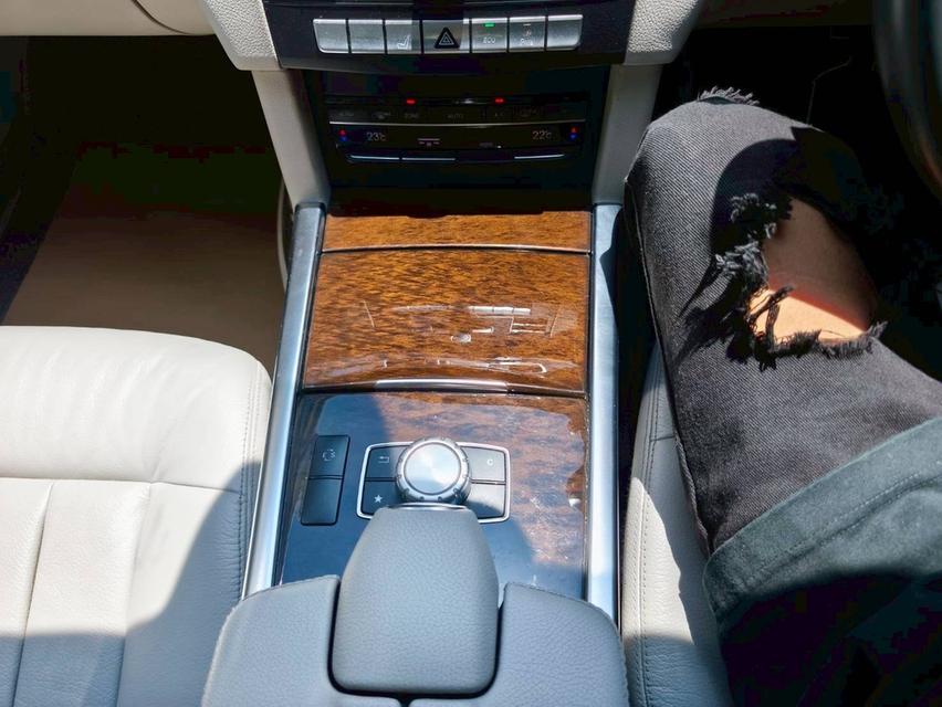 รหัส KPV353 2013 BENZ E200 SEDAN  10