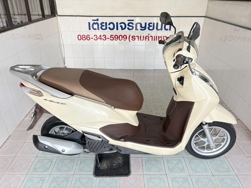 Lead125 2V สภาพใสกริ๊บ เครื่องดี ศูนย์ดี ชุดสีสวย ผ่อนได้ ไม่ต้องค้ำ จัดส่งได้ทั่วไทย มีเก็บปลายทาง วิ่ง8000 ปลายปี64 3