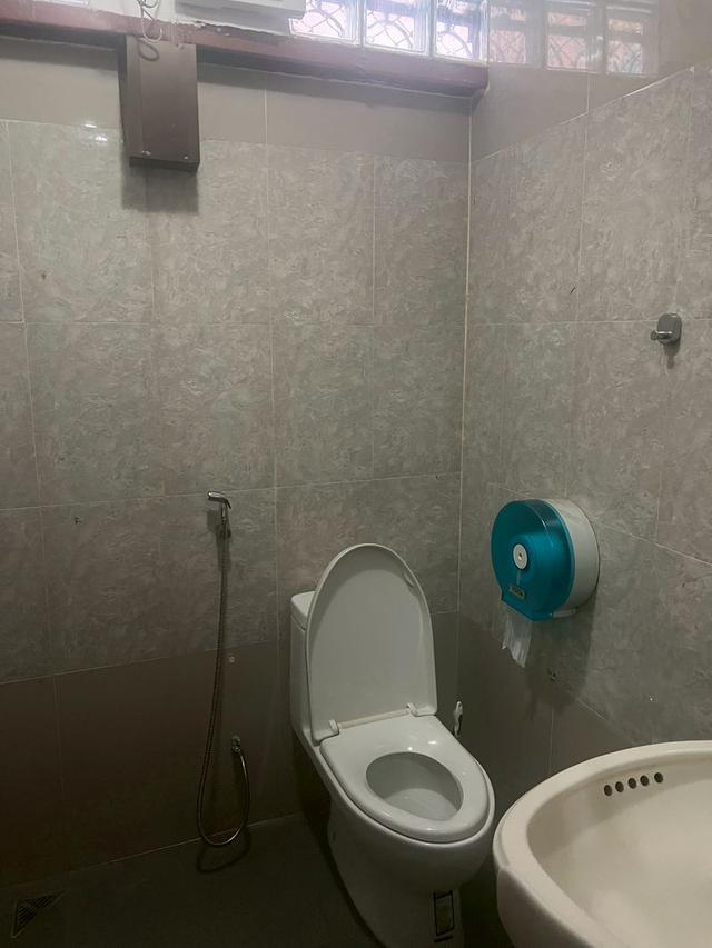 ขายสำนักงาน 3 ชั้น เนื้อที่ 63.6 ตร.วา  โครงการเสริมสิริ ถนนพระยาสุเรนทร์ (ซอย รามอินทรา 109) แขวงบางชัน เขตคลองสามวา กรุงเทพฯ 14