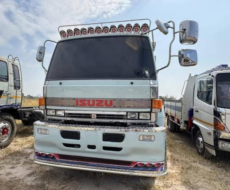 ISUZU 10 ล้อดั้มพ์ มือ 2 2