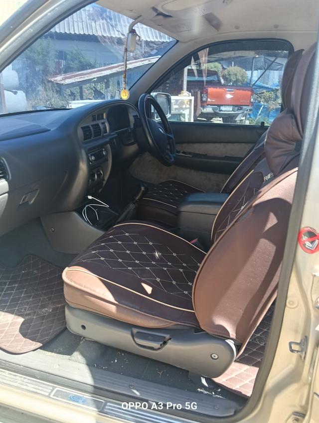 รถยนต์ 7 ที่นั่ง frod มือสอง 7