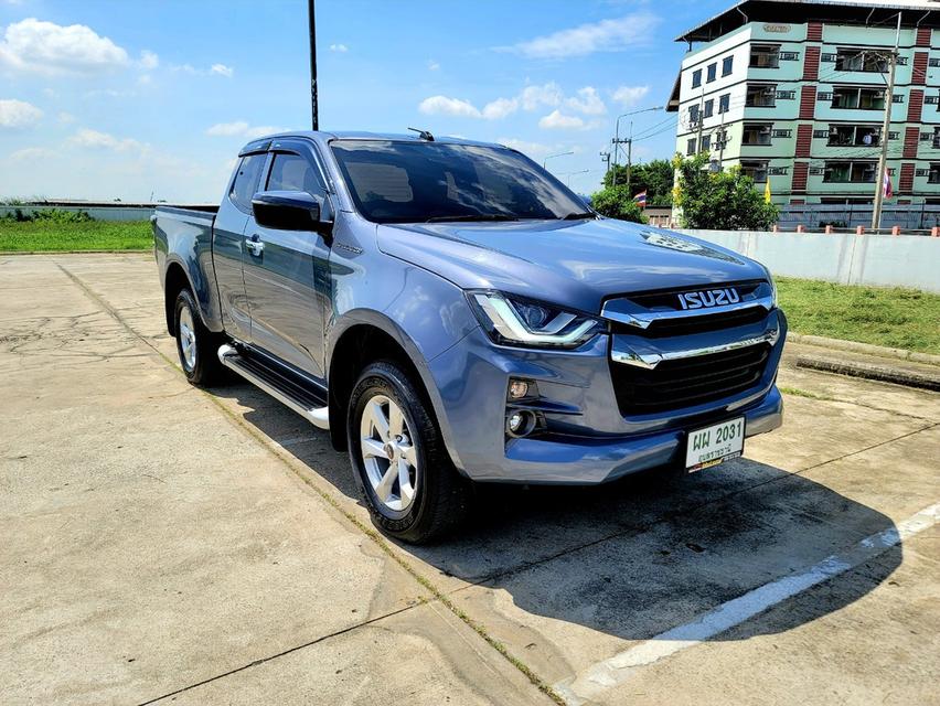 Isuzu D-Max Cab 1.9 L(DA) Hilander 2023 1