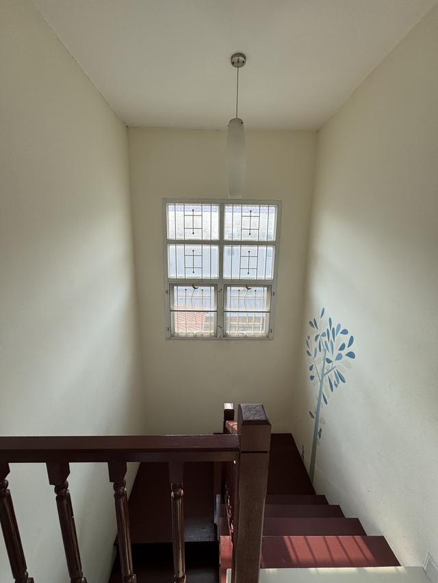 ขายบ้านเดี่ยว 2 ชั้น 50 ตารางวา แถมแอร์และเฟอร์นิเจอร์พร้อมอยู่ 5