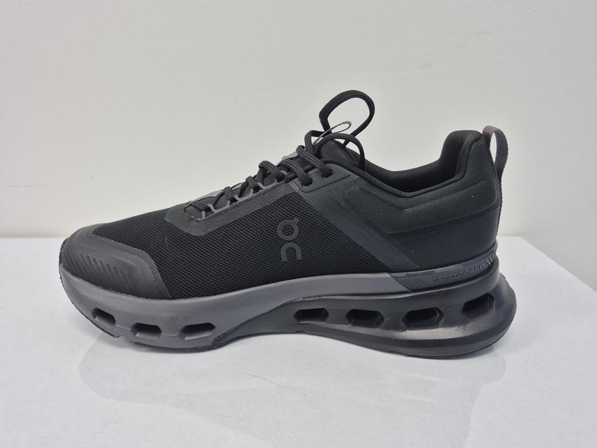 On Cloudmonster สีขาวใส่ลอง1ครั้ง On Cloudnova Xสีดำยังไม่เคยใส่