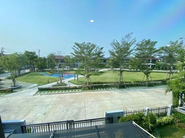 PB5785 ขายบ้านเดี่ยว ถนนกรุงเทพกรีฑาตัดใหม่ หมู่บ้าน เวนิวพระราม9 วิวสวนหน้าบ้าน มีความเป็นส่วนตัว 8
