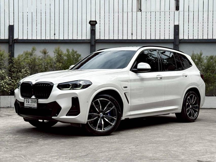 🎉เข้าใหม่สภาพนางฟ้า🌟รถพร้อมจองแล้ววันนี้🏳️เอกสารพร้อมโอน✨BMW X3 30e M-Sport Lci 2022✨