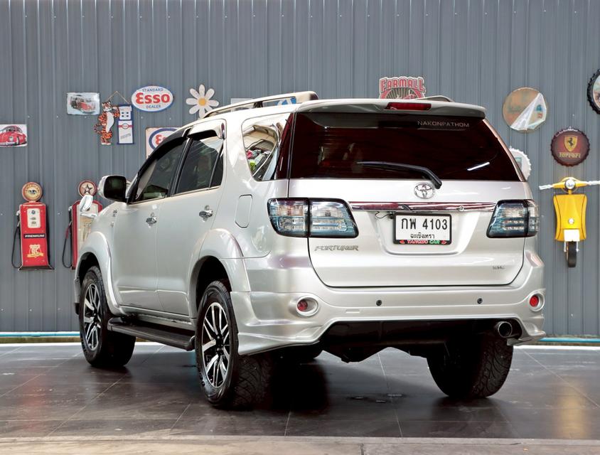 TOYOTA FORTUNER 3.0 V 4WD ปี 2006