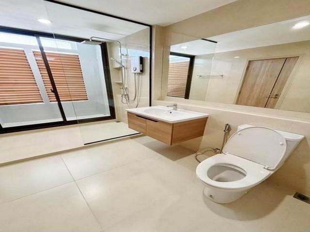 ให้เช่าทาวน์โฮม 3.5 ชั้น หลังมุม หมู่บ้าน ชิเซน ซอยพัฒนาการ 32 ใกล้ โรงเรียนนานาชาติ 14