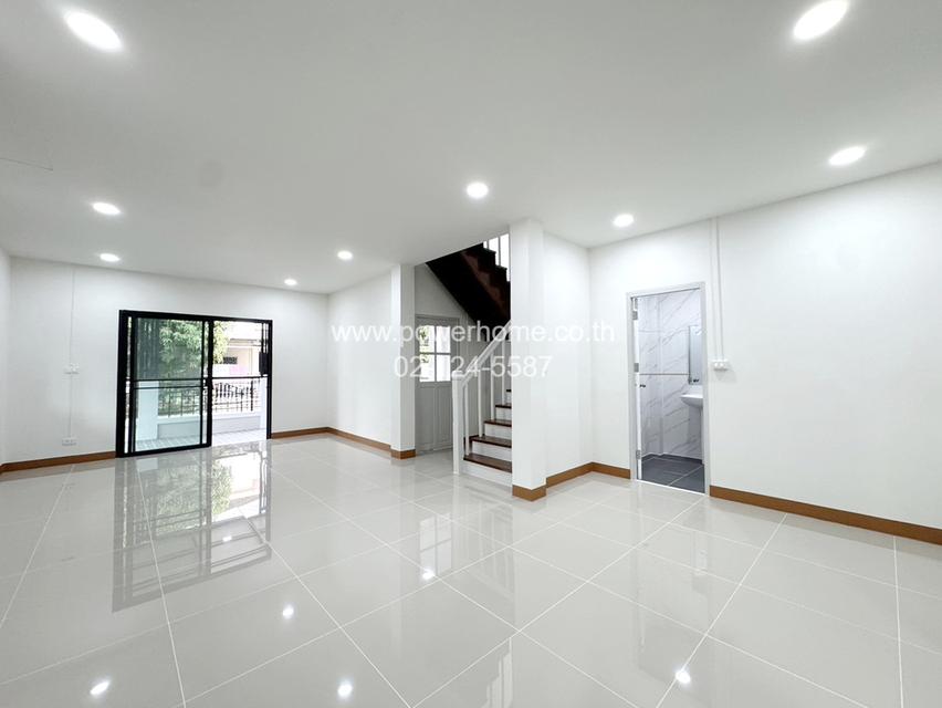 หมู่บ้านบุรีรมย์ รามอินทรา-ซาฟารี ใกล้สวนสัตว์ซาฟารีเวิลด์ ถนนรามอินทรา แขวงบางชัน เขตคลองสามวา กรุงเทพมหานคร 9
