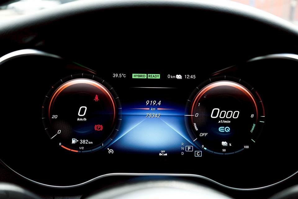 รหัสรถ CBL6226 Mercedes-Benz C300e 2.0 AMG Sport W205 AT 2022 19